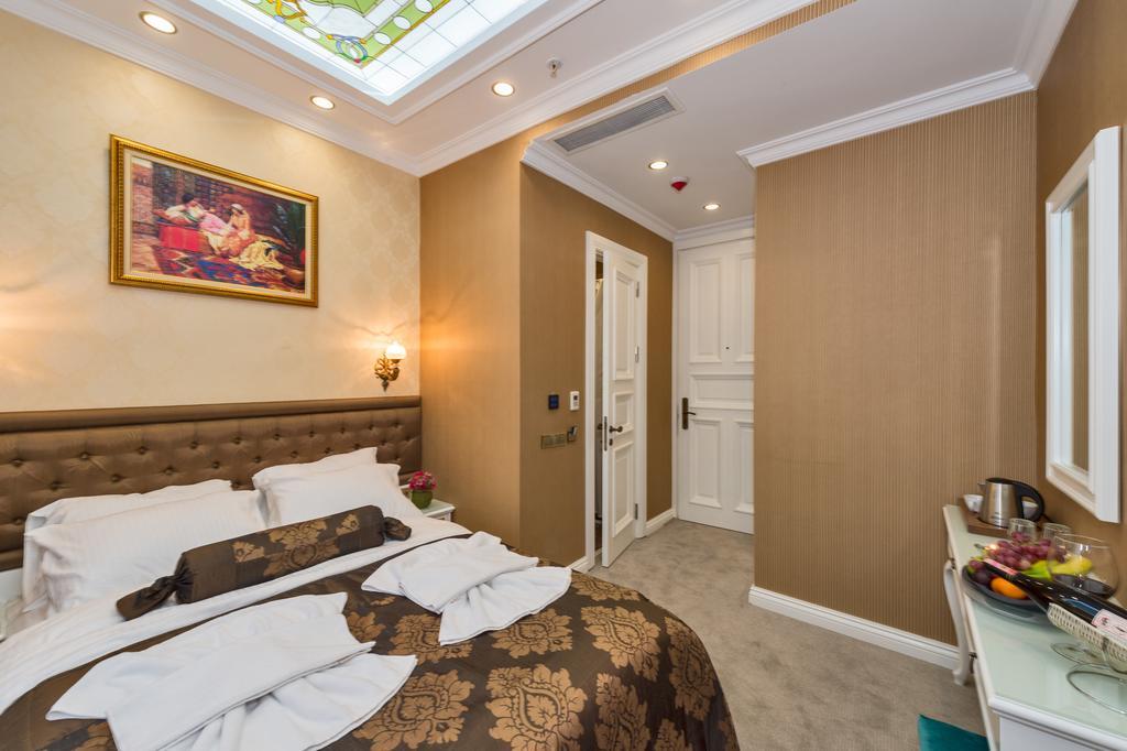 Alpek Hotel Istanbul Bagian luar foto